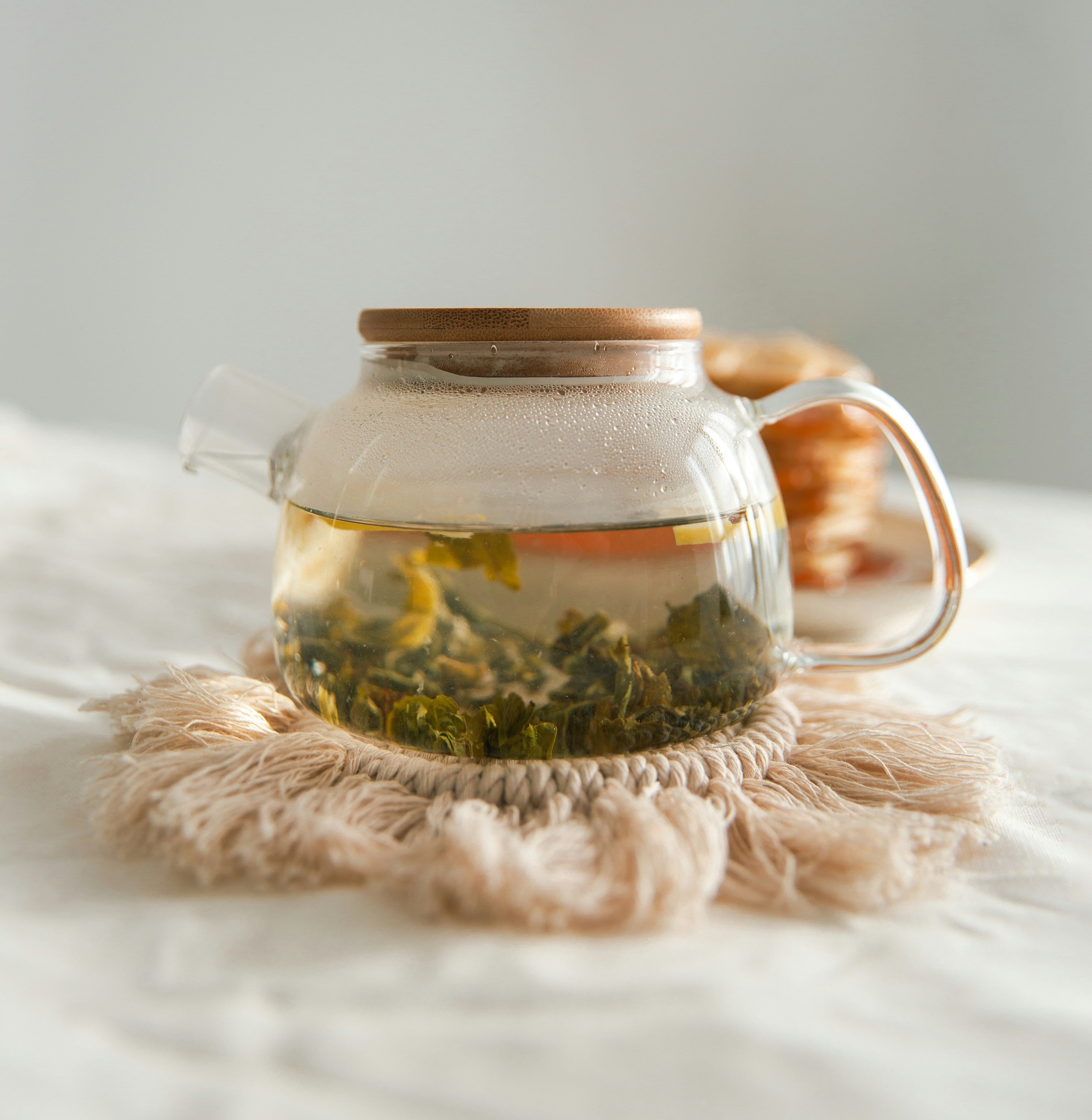 teapot with loose leaf tea